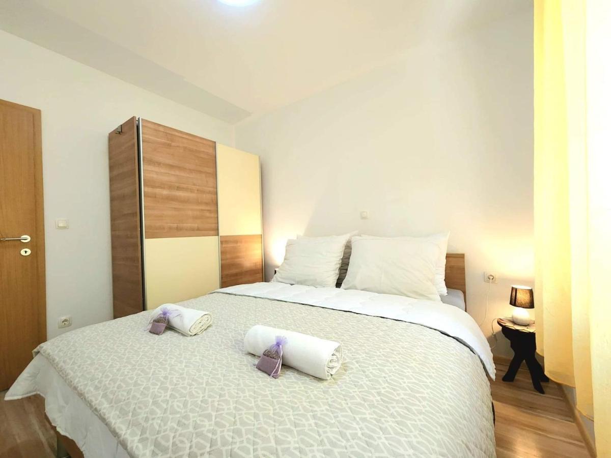 Iva Apartments Šilo 外观 照片